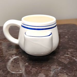 Cool tea cup